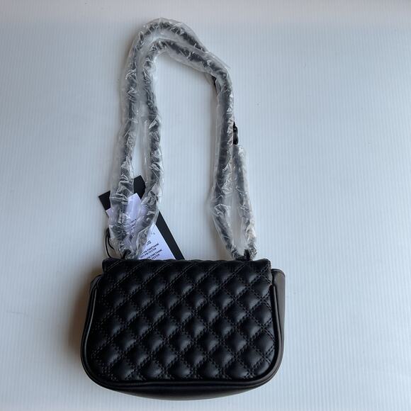 Kendall + Kylie Crossbody Black Mini Purse Quilted Chain Strap NWT - Picture 3 of 9